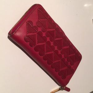 marc jacobs red hearts wallet zipper 💜💜💜